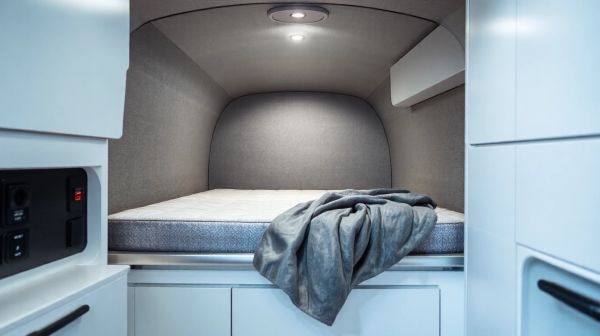 Top avantages du lit peigne pour un couchage performant en van